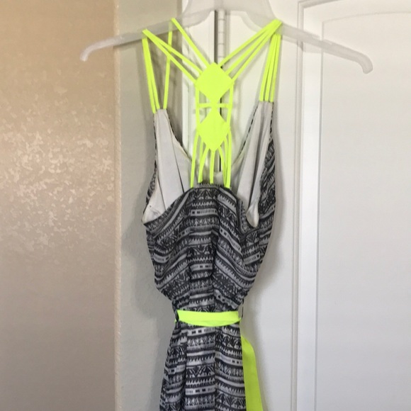 Dress - Picture 4 of 4